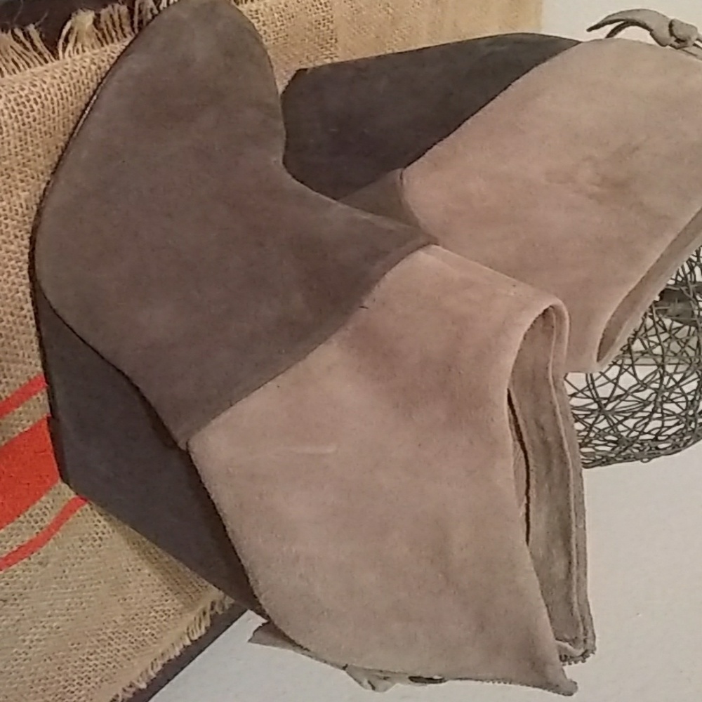 Berfdorg Goodman Color Block Wedge
